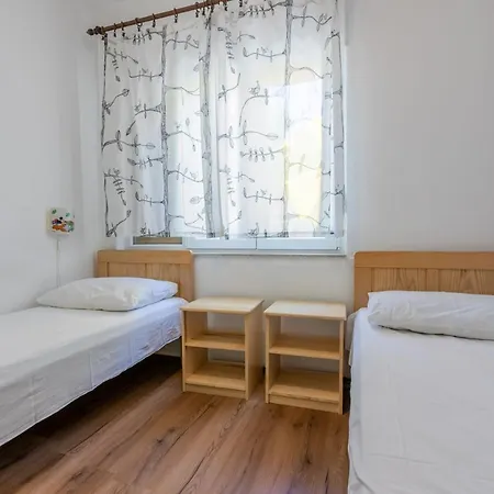 Apartment Bella *