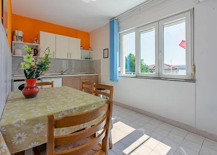 Bella 茨里克韦尼察